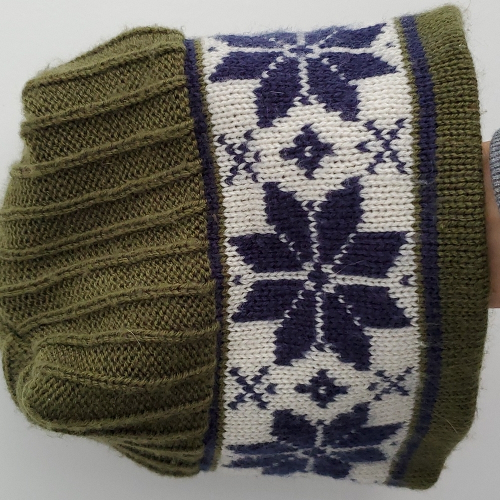 Rusty/The North Face Beanie Bundle